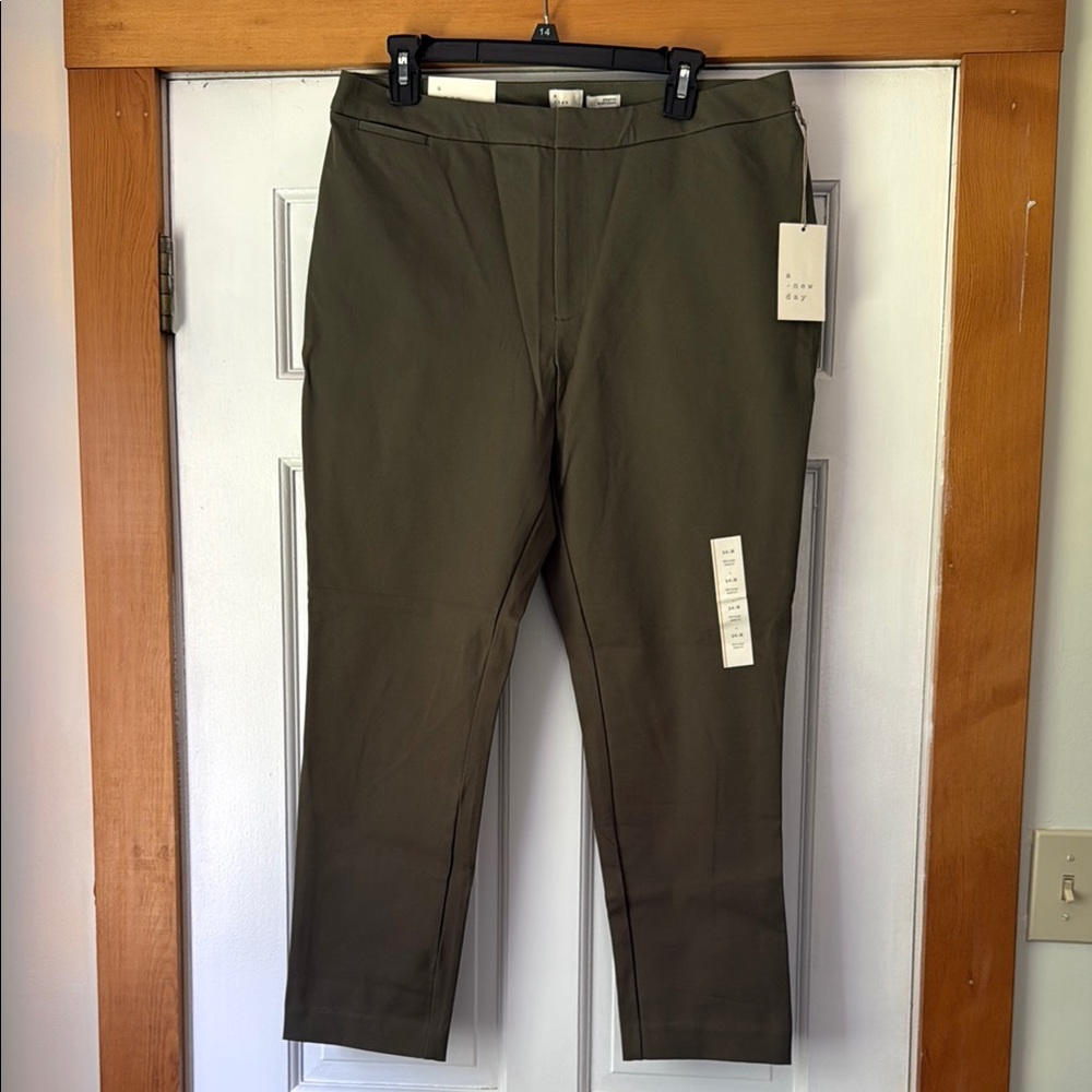a new day Women's Dark Green Skinny Pants